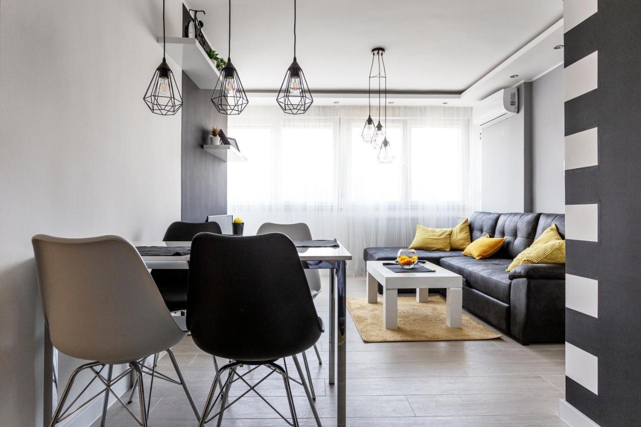 Park Apartment Novi Sad Exteriör bild
