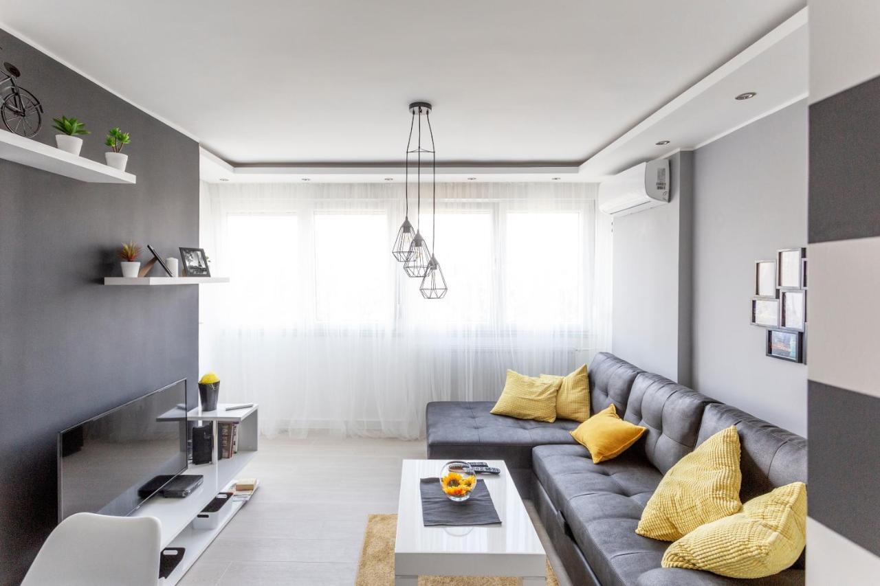 Park Apartment Novi Sad Exteriör bild